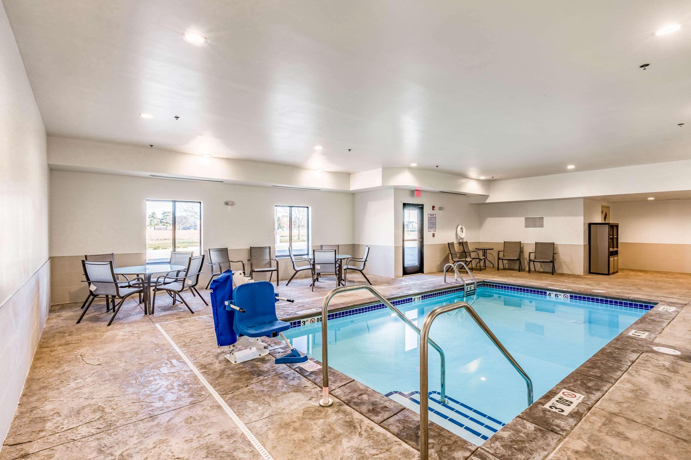 Comfort Inn Altoona-Des Moines Ngoại thất bức ảnh