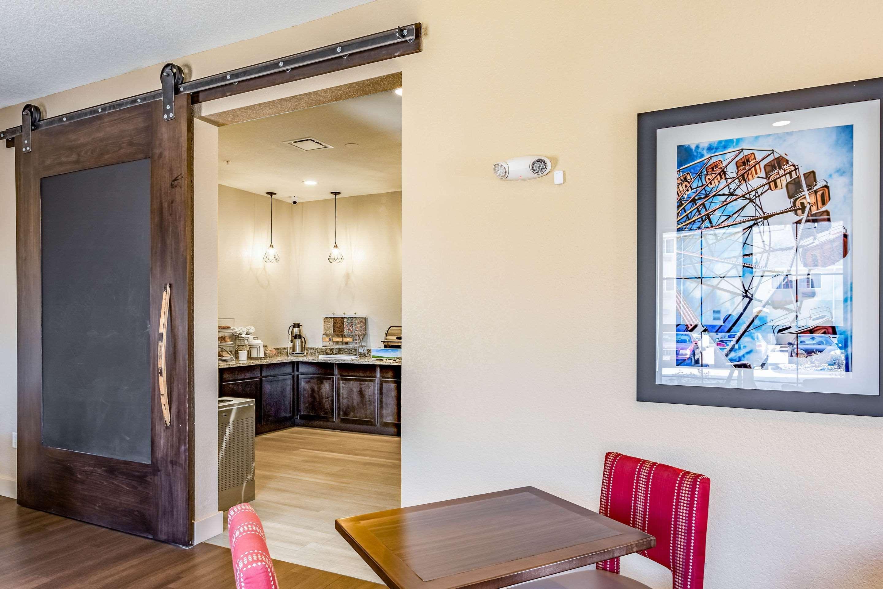 Comfort Inn Altoona-Des Moines Ngoại thất bức ảnh