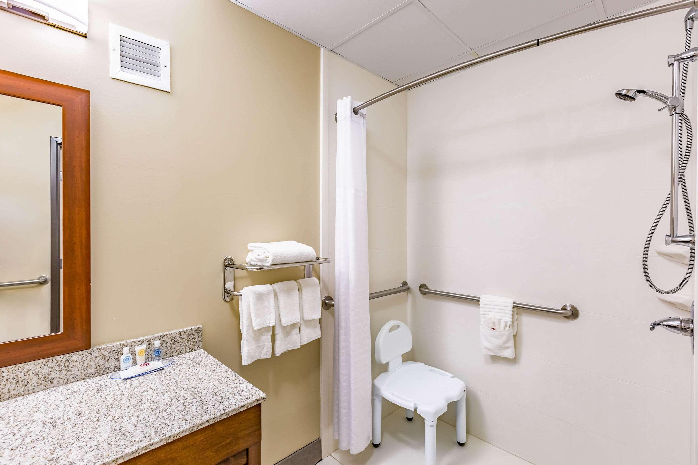 Comfort Inn Altoona-Des Moines Ngoại thất bức ảnh